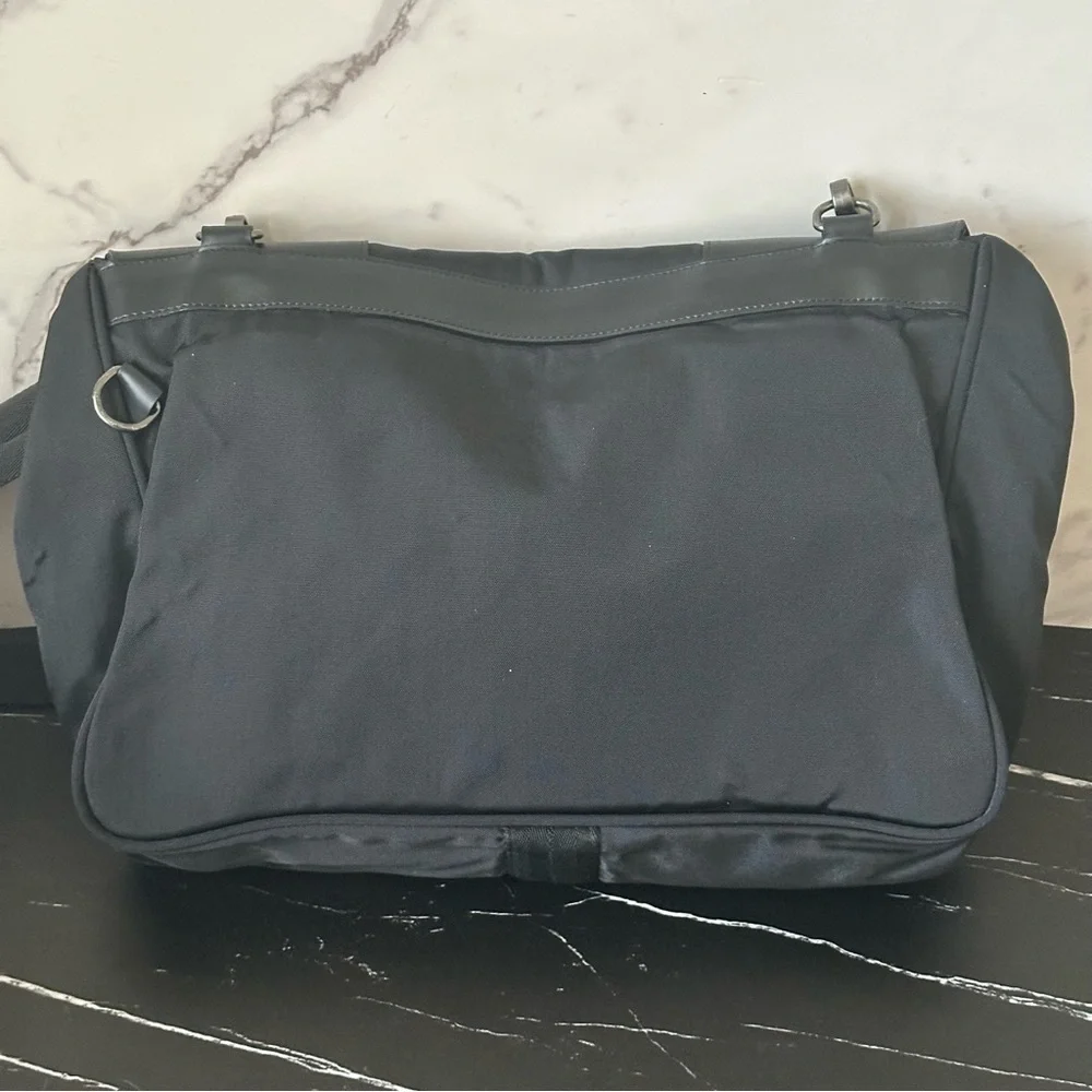 🖤Celine crossbody laptop bag 🖤 - Picture 3 of 8